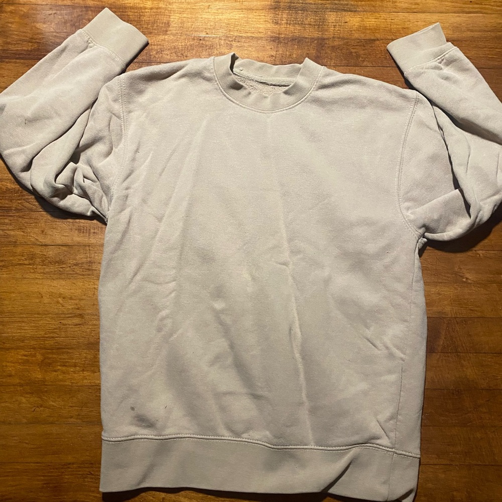 Tan crewneck women’s size medium